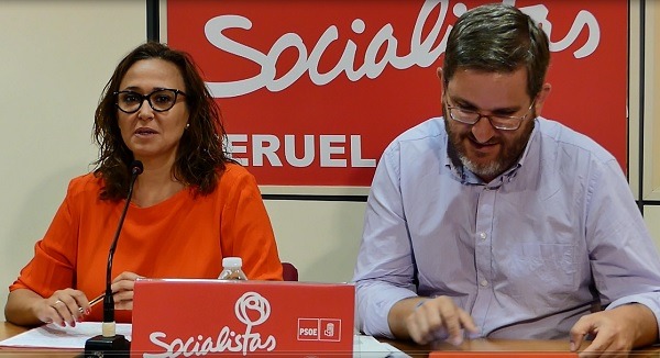 En la imagen de la rueda de prensa de esta mañana, Maite Pérez e Ignacio Urquizu